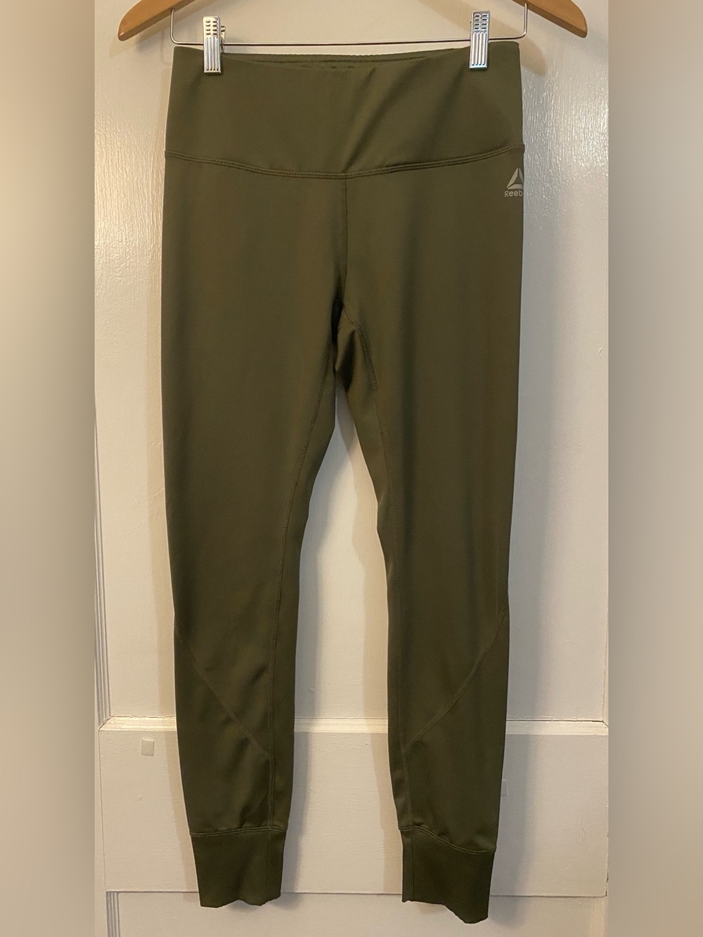 Reebok Women's Olive Leggings Small